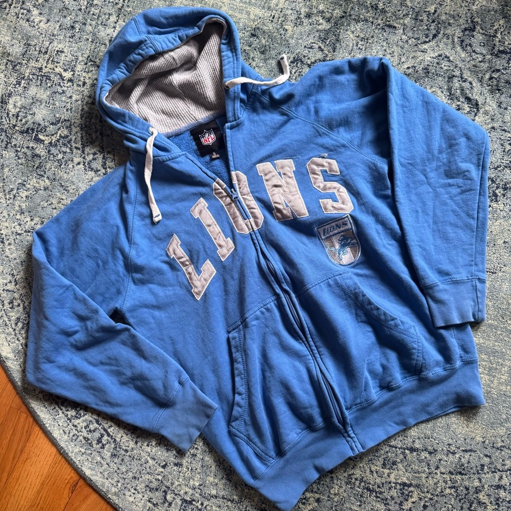 Detroit Lions - Men’s (S) Blue & Silver Zip Hoodie NFL Football Sweater